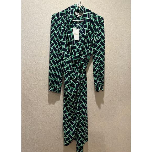 Diane von Furstenberg NWT Carla Vintage Weave Vetiver Wrap Dress Size 6 - Picture 2 of 9